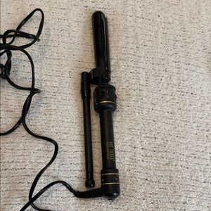 Hot Tools Black Curling Iron